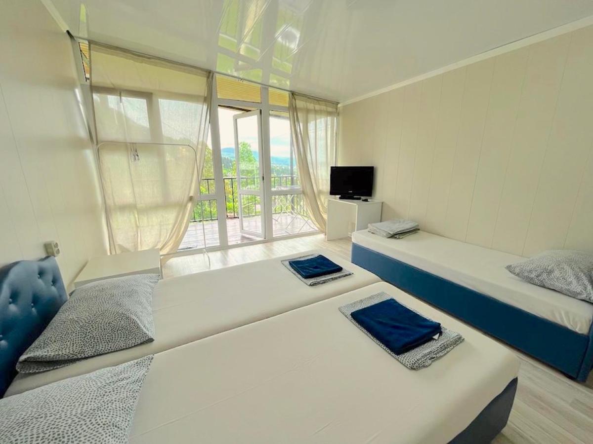 U Valery Hotell New Athos Exteriör bild